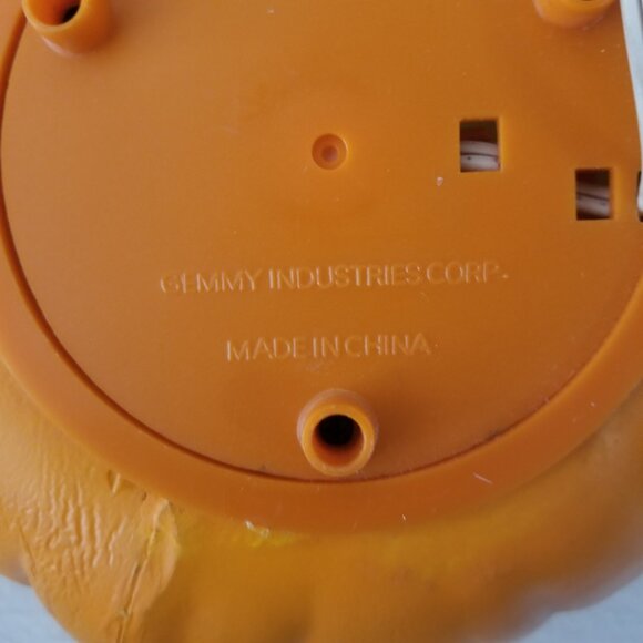 Vintage Gemmy Industries Electric Lighted Smiling Pumpkin Jack-O-Lantern 8.25" - Picture 9 of 11